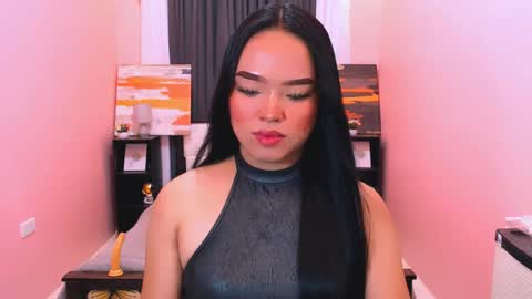 ITYS ME MONA online show from April 2026 12:05:02 PM