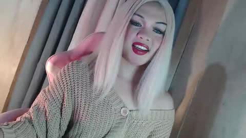 DANIELLA - DONT FORGET TO GIVE ME A THUMBSU UP online show from March 2026 01:00:02 AM