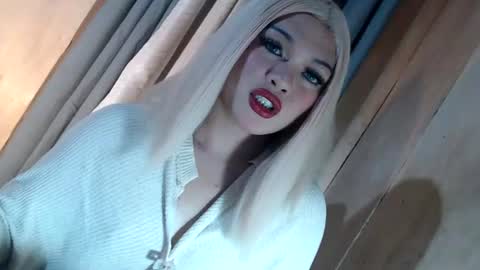 Snapshot of fantasticcock69_daniella chatting on July 2026 11:05:02 AM DANIELLA - DONT FORGET TO GIVE ME A THUMBSU UP online show from July 2026 11:05:02 AM