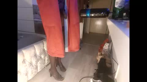 fantasticdeee online show from January 2025 06:35:01 AM