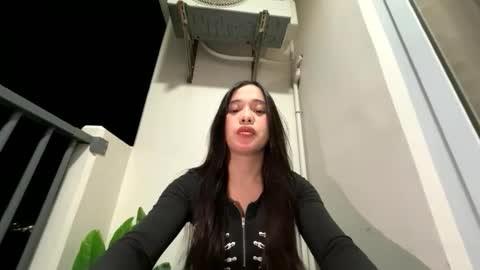 Snapshot of fantasyxbabe chatting on May 2026 03:51:02 PM AMANDA online show from May 2026 03:51:02 PM