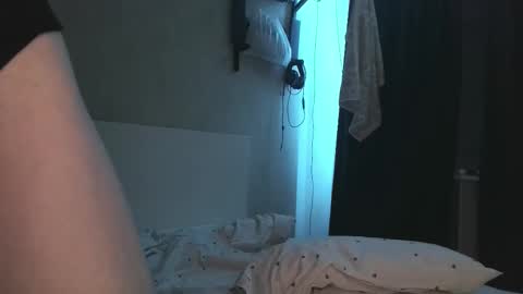 Kira online show from February 2026 02:00:01 AM