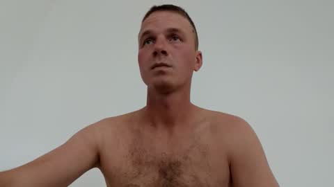 Snapshot of farafonoff chatting on October 2025 09:41:01 AM farafonoff online show from October 2025 09:41:01 AM