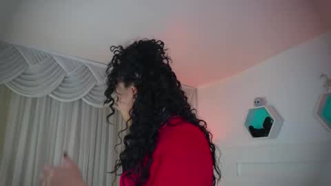 Farah online show from November 2025 12:07:02 PM