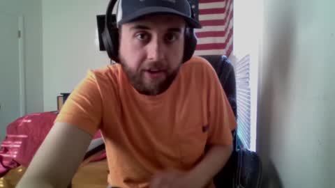 Snapshot of farmboy2398 chatting on January 2025 06:45:02 PM farmboy2398 online show from January 2025 06:45:02 PM