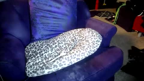 Snapshot of farrahfindom chatting on October 2025 02:41:01 AM Farrah online show from October 2025 02:41:01 AM