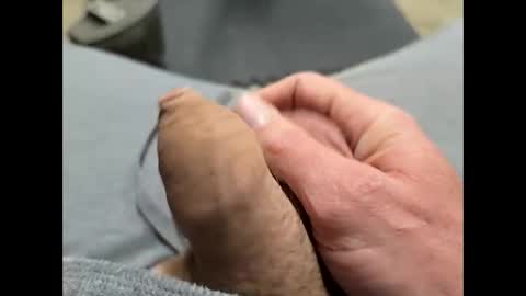 fartinmymouthplz online show from December 2025 03:34:01 AM