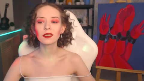 Fascinating   Eyes online show from November 2025 09:53:01 AM