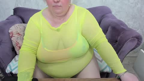 fashiona online show from February 2025 03:01:02 AM