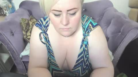 fashiona online show from March 2026 04:27:01 AM