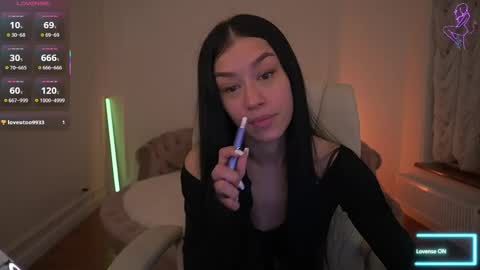 Nellie online show from April 2026 08:45:02 PM