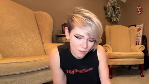  Lily  Waifu  online show from July 2026 07:26:01 AM