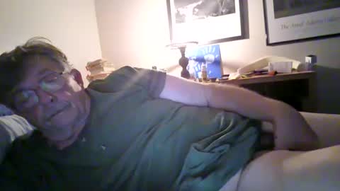 Snapshot of fatdickad chatting on October 2025 06:33:01 AM fatdickad online show from October 2025 06:33:01 AM