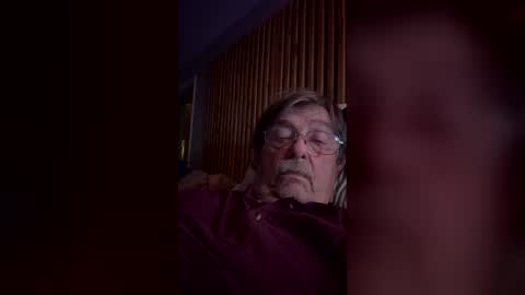 Snapshot of fatdickad chatting on December 2025 06:21:02 AM fatdickad online show from December 2025 06:21:02 AM