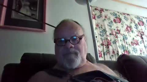 Fred. online show from January 2025 06:24:02 PM