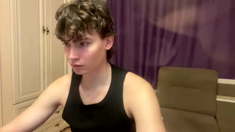 Snapshot of faustfrost chatting on November 2025 01:06:02 PM Faust online show from November 2025 01:06:02 PM