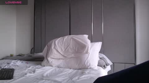 Snapshot of faustosaenz chatting on December 2024 10:23:01 PM FAUSTO online show from December 2024 10:23:01 PM