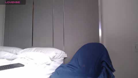 Snapshot of faustosaenz chatting on December 2024 11:50:02 AM FAUSTO online show from December 2024 11:50:02 AM