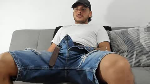 favid95 online show from December 2024 01:35:02 AM