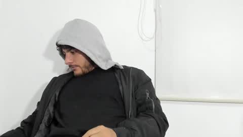 favid95 online show from March 2025 06:52:02 AM