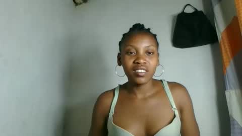 Snapshot of fayence09 chatting on October 2025 06:40:02 PM fayence09 online show from October 2025 06:40:02 PM