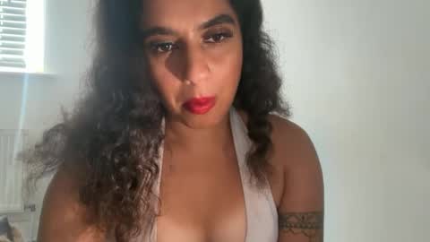fayfay2002 online show from June 2026 04:08:02 PM