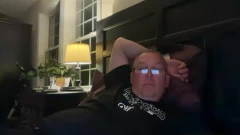 Snapshot of fdguy44 chatting on June 2026 02:05:01 AM K online show from June 2026 02:05:01 AM