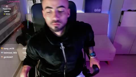 Snapshot of federico_ojitosverdes chatting on January 2026 03:11:02 AM Federico Ofarrel online show from January 2026 03:11:02 AM