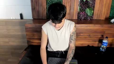 Snapshot of fedeviale chatting on June 2026 04:13:02 AM Fede online show from June 2026 04:13:02 AM
