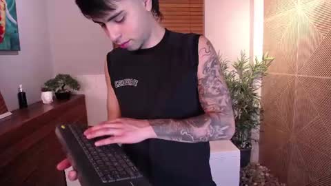 Snapshot of fedeviale chatting on July 2026 04:08:01 AM Fede online show from July 2026 04:08:01 AM