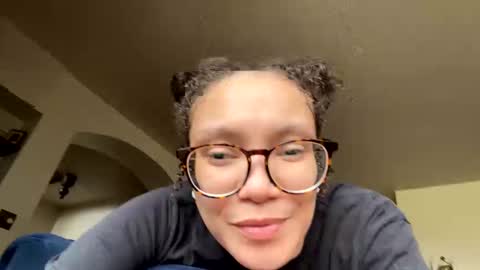 Snapshot of feetnymph chatting on February 2025 07:52:02 PM Soley online show from February 2025 07:52:02 PM