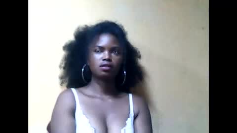 Snapshot of felicia422300 chatting on May 2026 06:20:01 AM felicia422300 online show from May 2026 06:20:01 AM