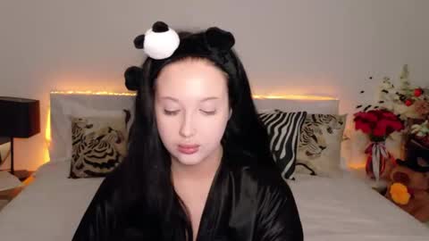 Snapshot of felicia_herceg chatting on October 2025 07:26:02 PM Felicia Herceg online show from October 2025 07:26:02 PM