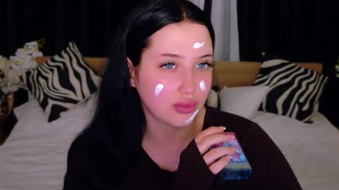 Snapshot of felicia_herceg chatting on November 2025 06:08:01 PM Felicia Herceg online show from November 2025 06:08:01 PM