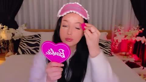 Snapshot of felicia_herceg chatting on November 2025 04:42:01 PM Felicia Herceg online show from November 2025 04:42:01 PM