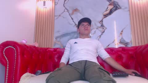 Felipe online show from June 2026 07:27:02 PM