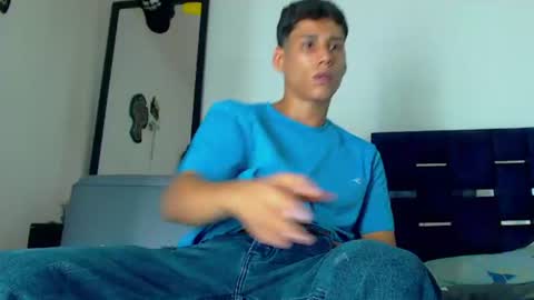 felipearango888 online show from June 2026 08:40:02 PM