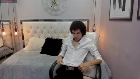 Snapshot of felix_haze chatting on May 2026 05:42:01 PM FELIPE online show from May 2026 05:42:01 PM
