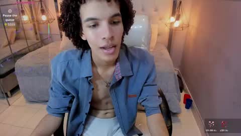 Snapshot of felix_haze chatting on May 2026 06:05:02 PM FELIPE online show from May 2026 06:05:02 PM