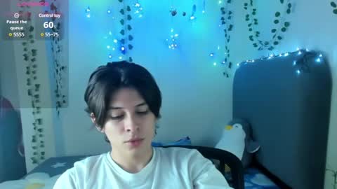 Snapshot of felix_leex chatting on December 2024 03:29:02 AM Felix leex online show from December 2024 03:29:02 AM