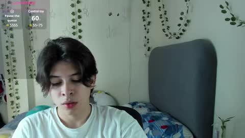 Snapshot of felix_leex chatting on December 2024 07:14:01 PM Felix leex online show from December 2024 07:14:01 PM