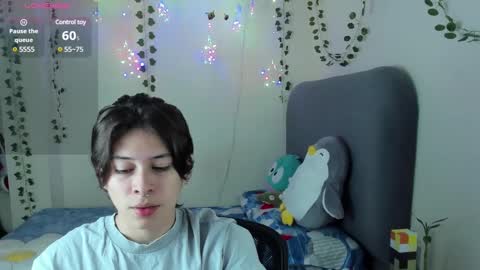 Snapshot of felix_leex chatting on December 2024 07:11:02 PM Felix leex online show from December 2024 07:11:02 PM