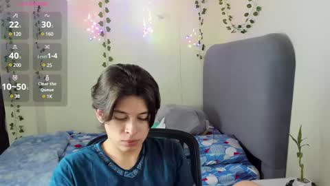 Snapshot of felix_leex chatting on February 2025 10:52:02 PM Felix leex online show from February 2025 10:52:02 PM