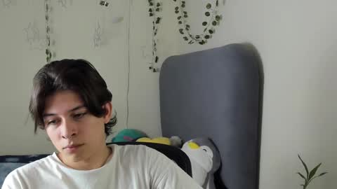 Snapshot of felix_leex chatting on February 2025 09:59:01 PM Felix leex online show from February 2025 09:59:01 PM