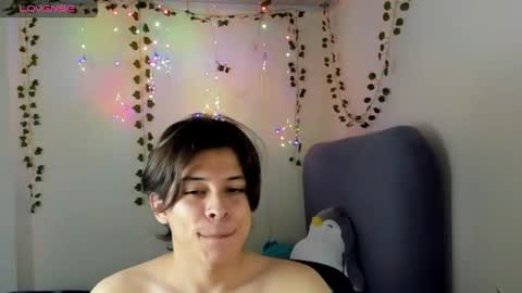 Snapshot of felix_leex chatting on March 2025 12:00:01 AM Felix leex online show from March 2025 12:00:01 AM