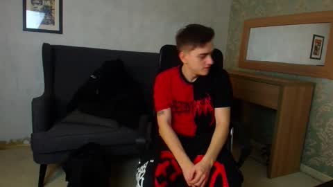 Snapshot of felixstark chatting on December 2025 05:05:01 AM FelixStark online show from December 2025 05:05:01 AM