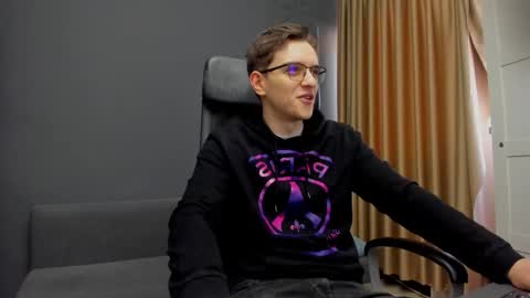 FelixStark online show from March 2026 05:44:01 AM