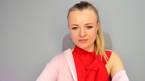 felorina online show from April 2026 08:13:02 PM