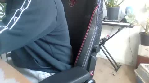 fem_alice_louis_dom online show from October 2025 09:00:02 AM