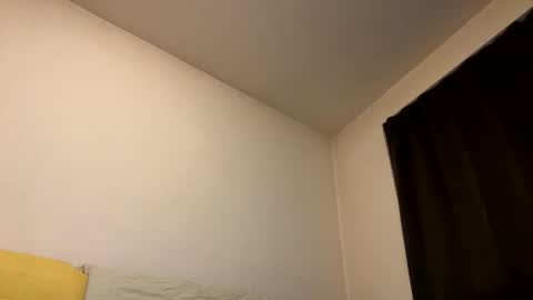 Femboyhorse online show from April 2026 12:04:01 AM